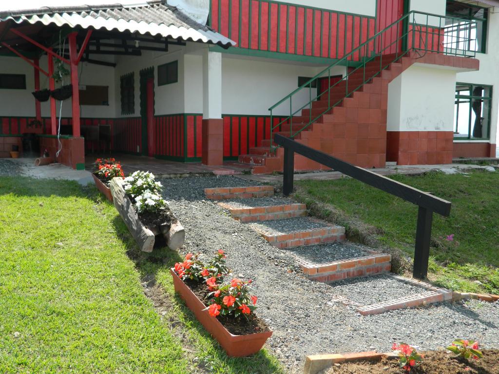Sierra Morena Hotel Филандия Экстерьер фото